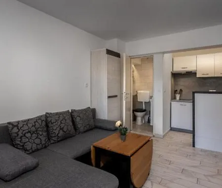 Sabina&zoran Apartamento Malinska